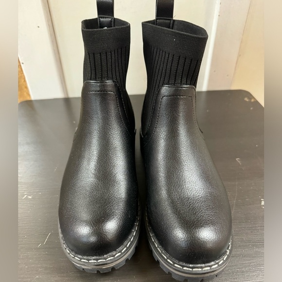 NIB, Knit Ankle, Vegan Leather Slip On Boots by Corkys, Style; Cabin Fever - Picture 3 of 5